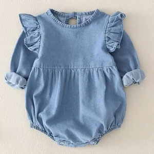 combinaison bébé en jean